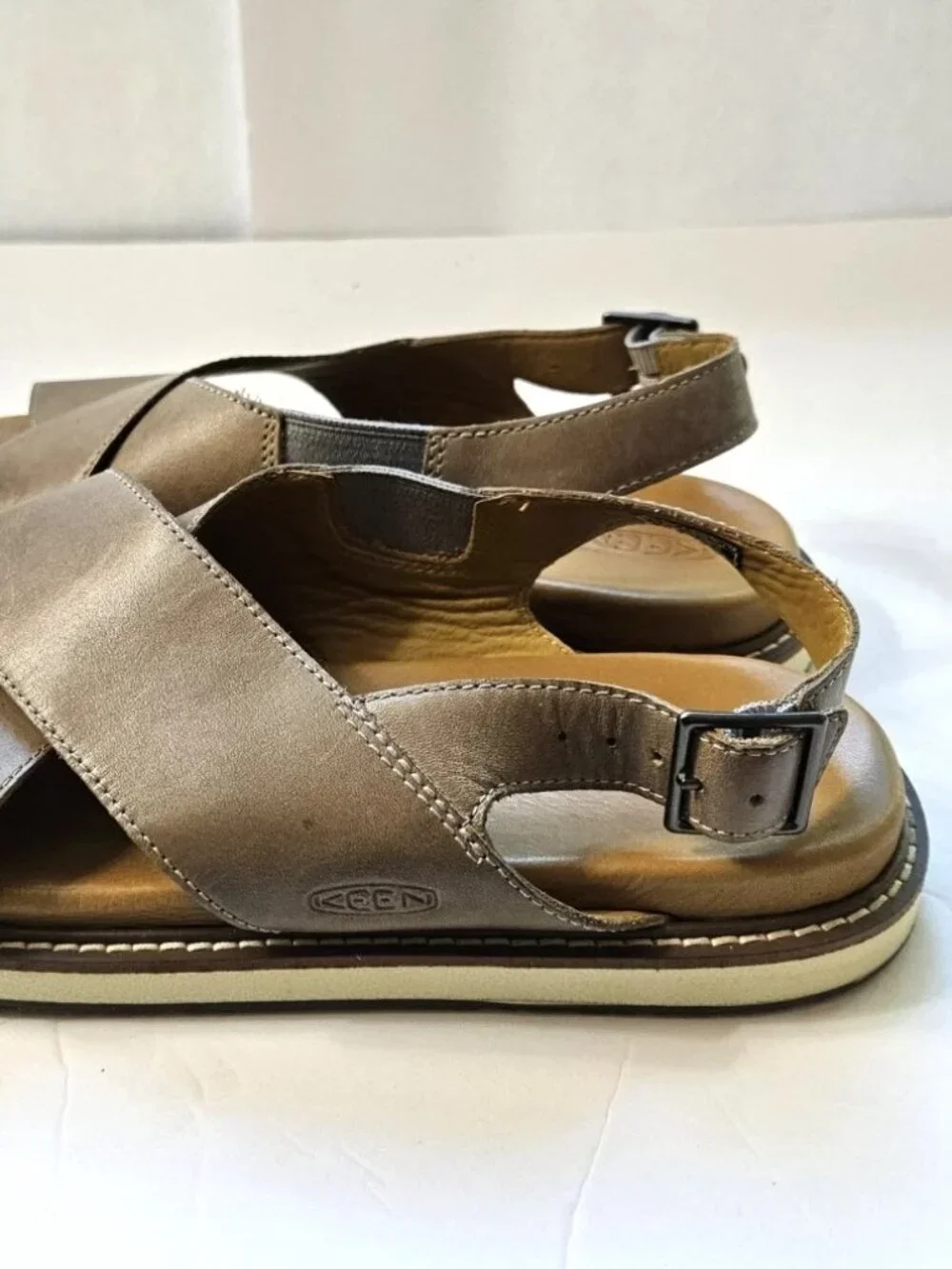 Keen Lana Cross Strap Sandals Brown Leather Women's Size 9.5 Adjustable Strap